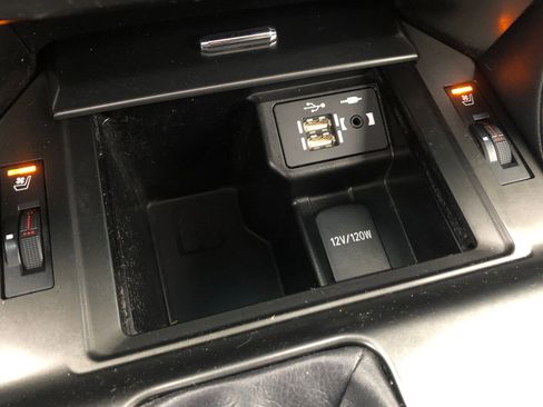 Used 2022 Lexus GX 460 image 28