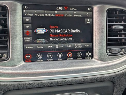 Used 2018 Dodge Charger R/T image 22