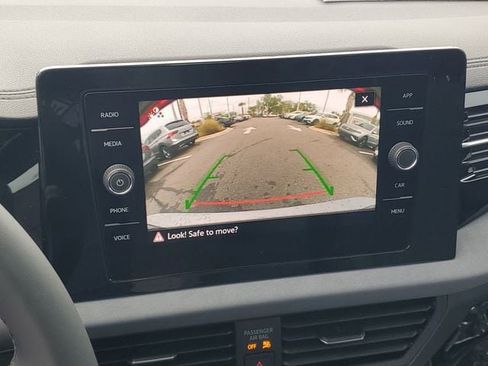 New 2026 Volkswagen Jetta SE FWD image 22