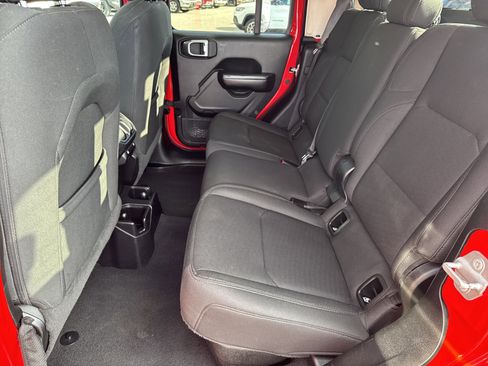 Used 2020 Jeep Gladiator Sport w/ Quick Order Package 24S image 21