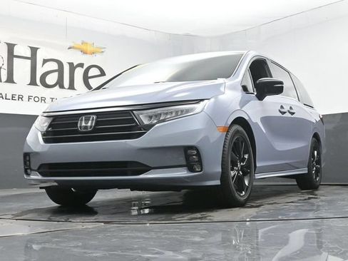 Used 2023 Honda Odyssey Sport image 4