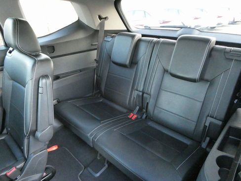 Used 2022 Volkswagen Atlas SE image 35