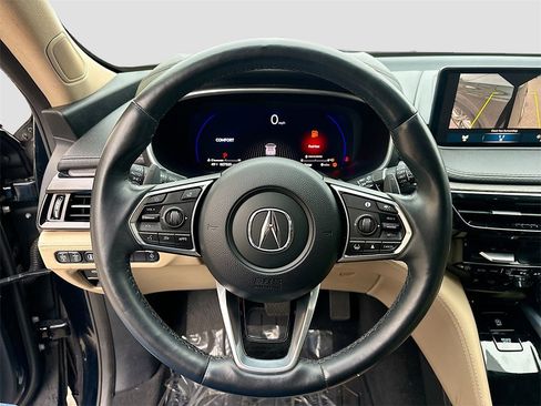 Used 2023 Acura MDX SH-AWD w/ Advance Package image 11