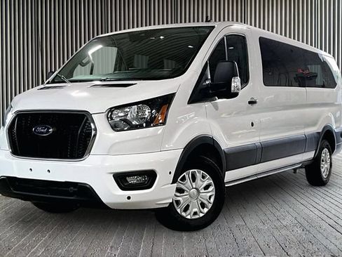 Used 2015 Ford Transit 150 XL RWD image 1