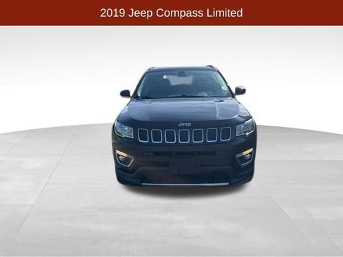 Used 2019 Jeep Compass Limited image 2