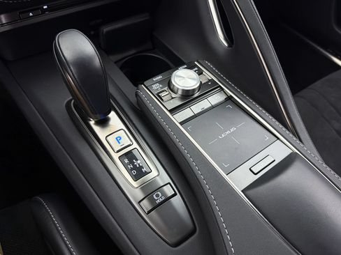 Used 2018 Lexus LC 500 Coupe RWD image 27