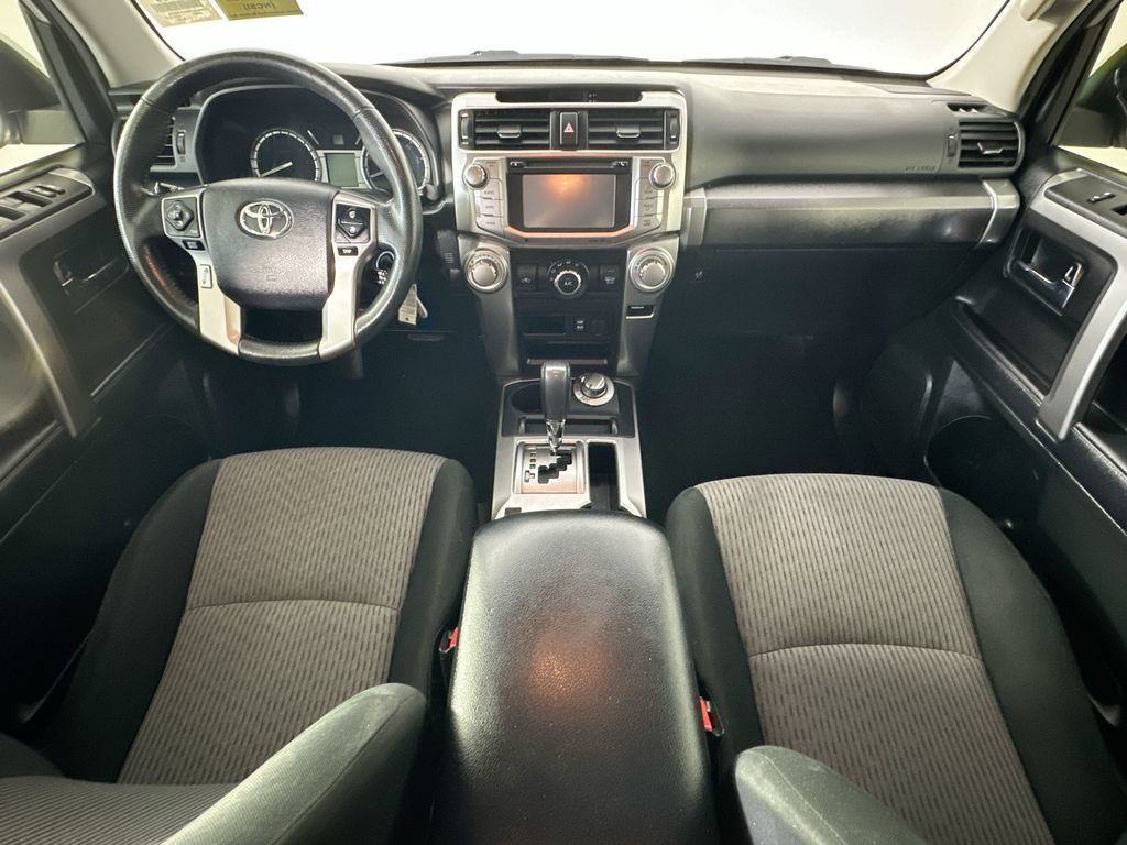 Used 2019 Toyota 4Runner SR5 AWD/4WD image 10