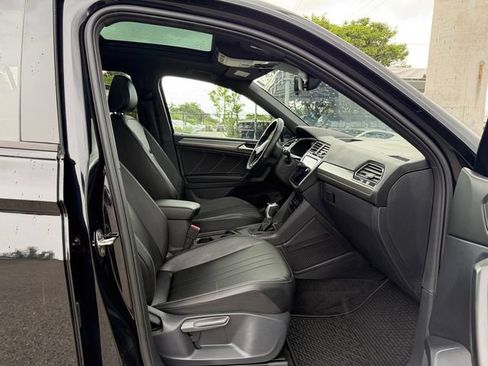 Used 2024 Volkswagen Tiguan SE R-Line FWD image 16