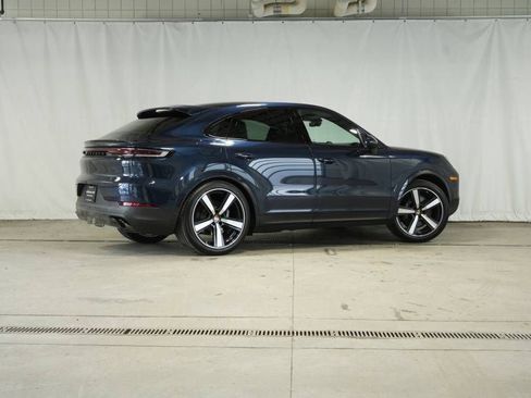 New 2026 Porsche Cayenne Coupe AWD/4WD image 7