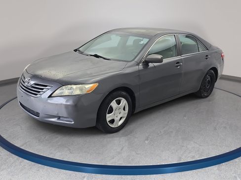 Used 2009 Toyota Camry LE w/ Fleet Convenience Pkg FWD image 1