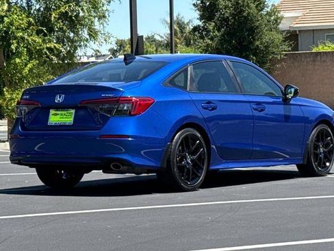 Used 2024 Honda Civic Sport image 11