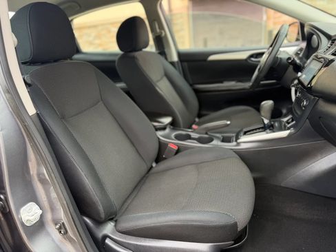 Used 2019 Nissan Sentra S FWD image 32