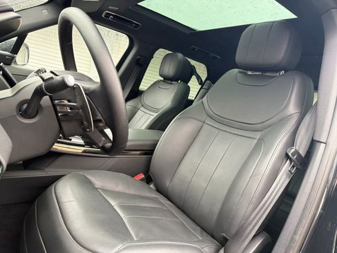 Used 2025 Land Rover Range Rover Sport Dynamic SE image 9
