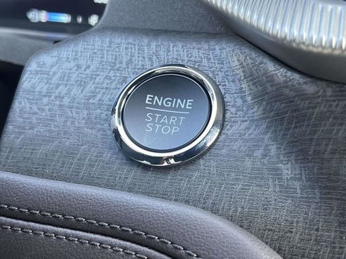 New 2026 Ford Explorer Platinum image 17