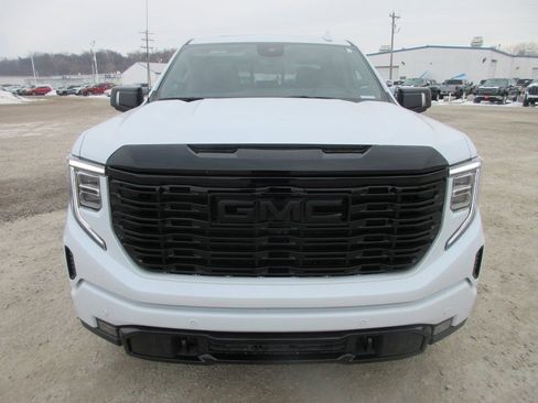 New 2026 GMC Sierra 1500 Denali w/ Denali Reserve Package AWD/4WD image 12