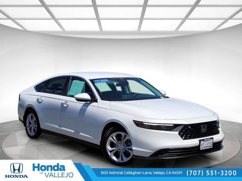 Certified 2025 Honda Accord LX image 1