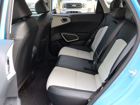 Used 2023 Kia Soul GT-Line FWD image 9