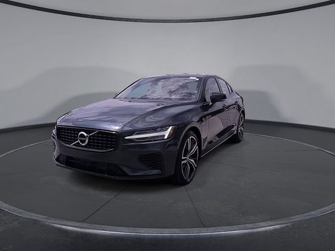 Used 2022 Volvo S60 T8 R-Design AWD/4WD image 11