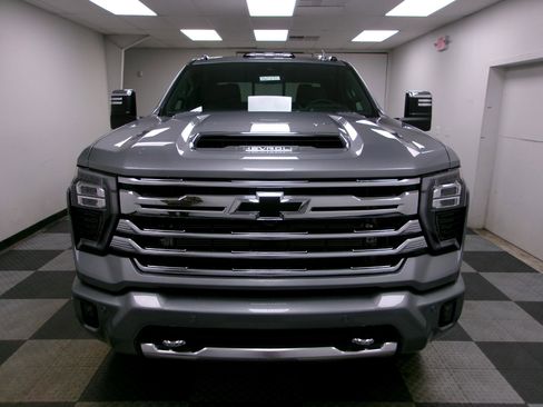 New 2026 Chevrolet Silverado 3500 High Country w/ Technology Package image 15
