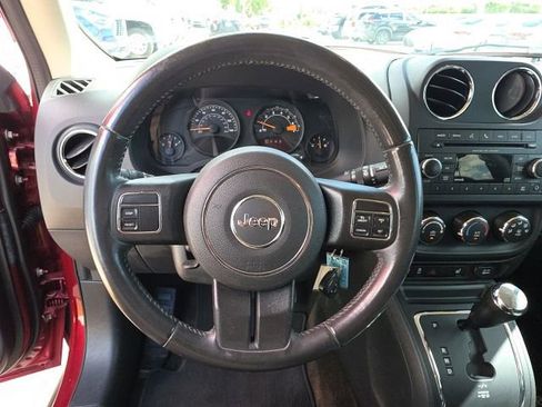 Used 2017 Jeep Patriot Latitude FWD image 15