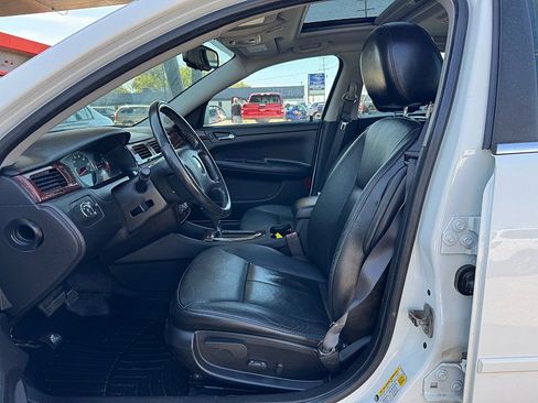 Used 2009 Chevrolet Impala LTZ FWD image 10