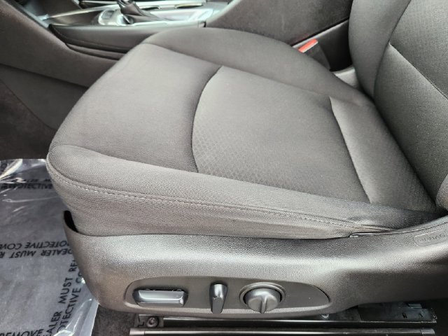 Used 2016 Chevrolet Malibu LT FWD image 26