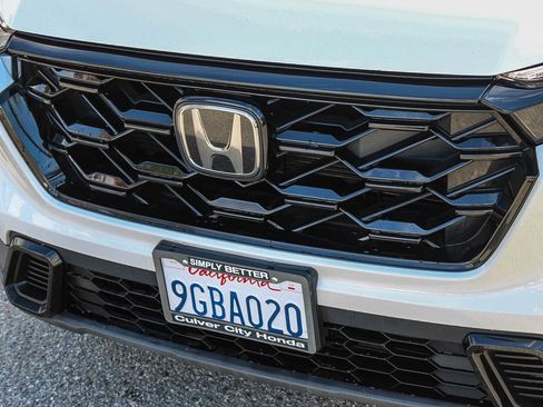 Used 2023 Honda CR-V Sport image 6