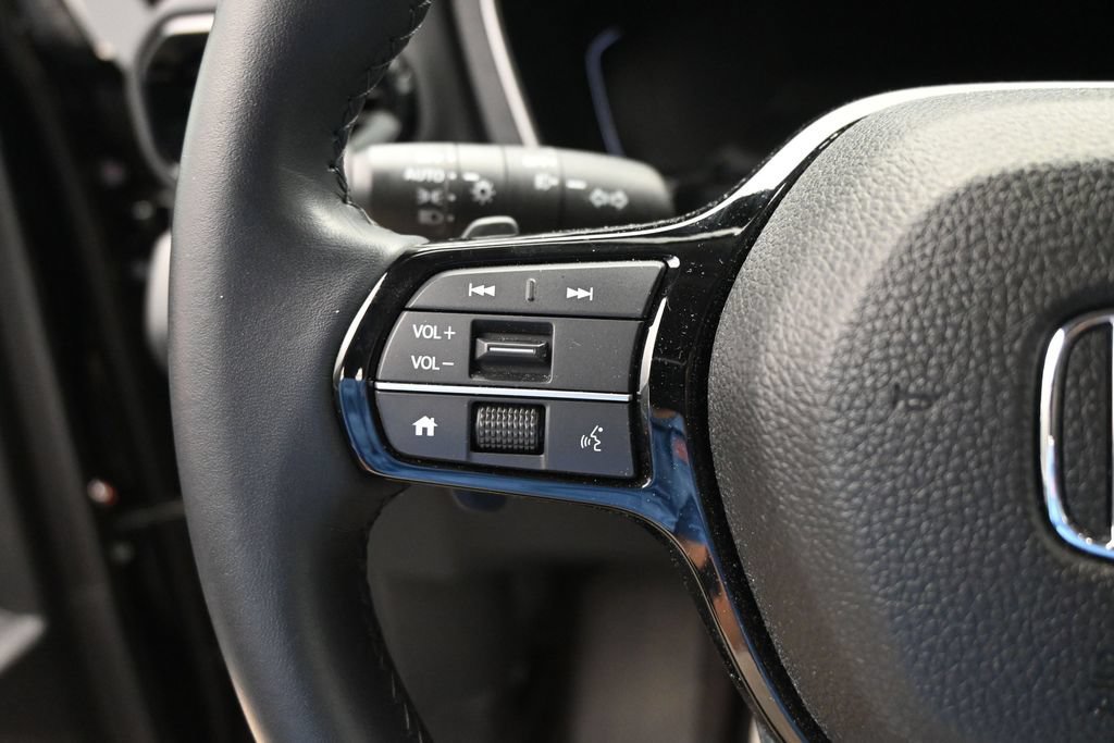 Used 2025 Honda Pilot EX-L image 30