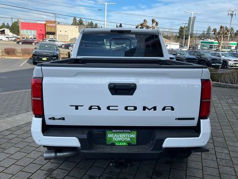 New 2026 Toyota Tacoma 4x4 Double Cab Hybrid image 4