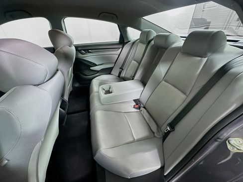 Used 2018 Honda Accord LX image 26
