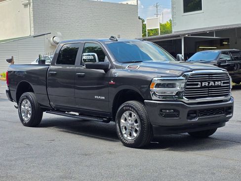 Used 2024 RAM 2500 Laramie AWD/4WD image 9