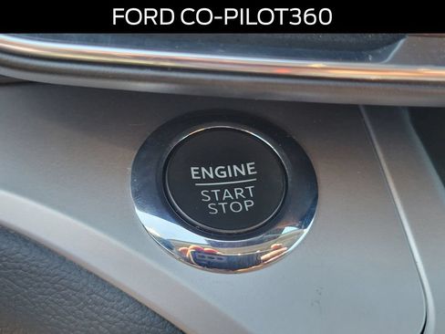 Certified 2022 Ford Explorer XLT w/ Equipment Group 202A AWD/4WD image 30