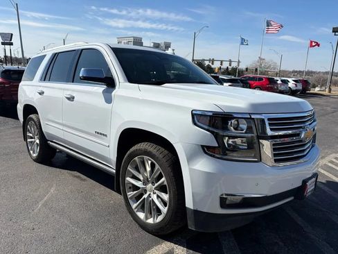 Used 2019 Chevrolet Tahoe Premier w/ Premier Plus Edition AWD/4WD image 7