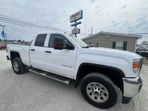 Used 2018 GMC Sierra 2500 4x4 Double Cab w/ Sierra Convenience Package image 3