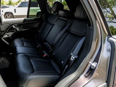 New 2026 Land Rover Range Rover SE AWD/4WD image 51