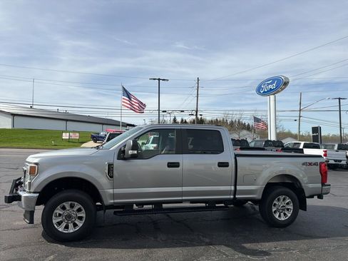 Used 2020 Ford F250 XL w/ STX Appearance Package AWD/4WD image 5
