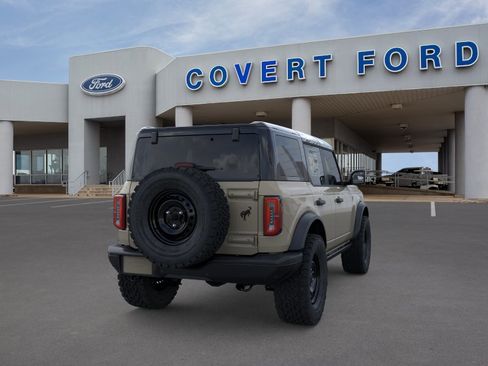 New 2026 Ford Bronco Badlands w/ Black Appearance Package AWD/4WD image 8