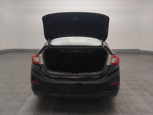 Used 2017 Chevrolet Cruze LS FWD image 29