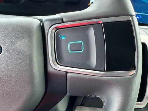 Used 2025 Ford Expedition Active image 20