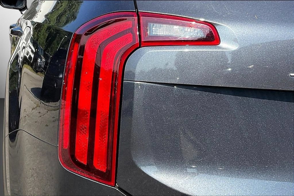 Used 2022 Kia Telluride S FWD image 23