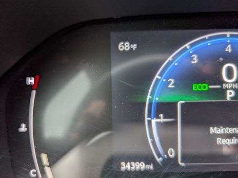 Used 2024 Toyota Grand Highlander AWD image 13