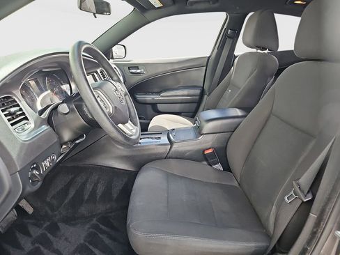 Used 2014 Dodge Charger SE RWD image 15