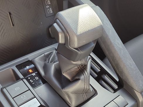 Certified 2024 Toyota Tacoma SR5 image 26