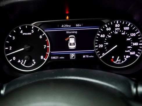 Used 2024 Nissan Sentra SV image 27