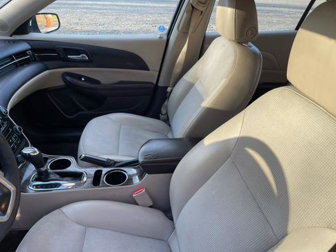 Used 2016 Chevrolet Malibu LT image 23