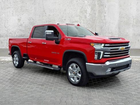 Used 2022 Chevrolet Silverado 2500 LTZ w/ LTZ Premium Package image 2