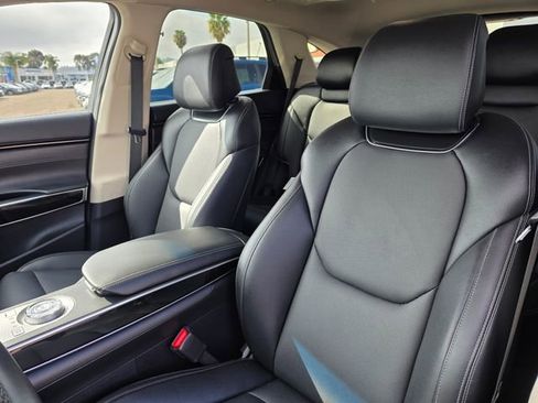 Used 2025 Genesis GV70 2.5T image 17