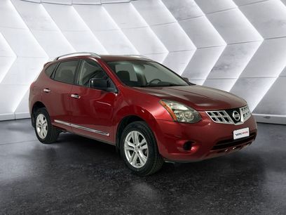 Used 2015 Nissan Rogue S w/ Convenience Package
