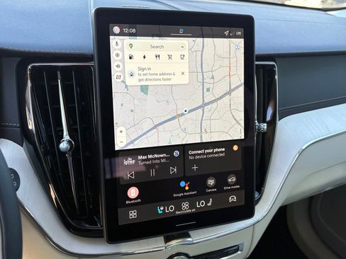 New 2026 Volvo XC60 T8 Ultra w/ Protection Package Premier image 15