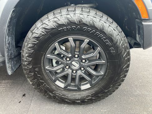 Used 2025 Ford Ranger Raptor AWD/4WD image 12